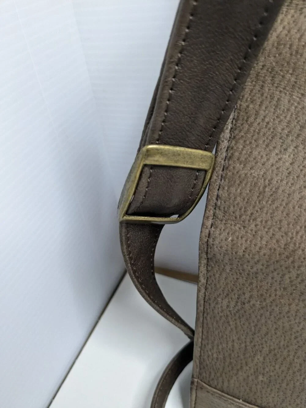 Wilsons Leather Brown Leather Briefcase Messenger Bag Top Handle Shoulder Strap